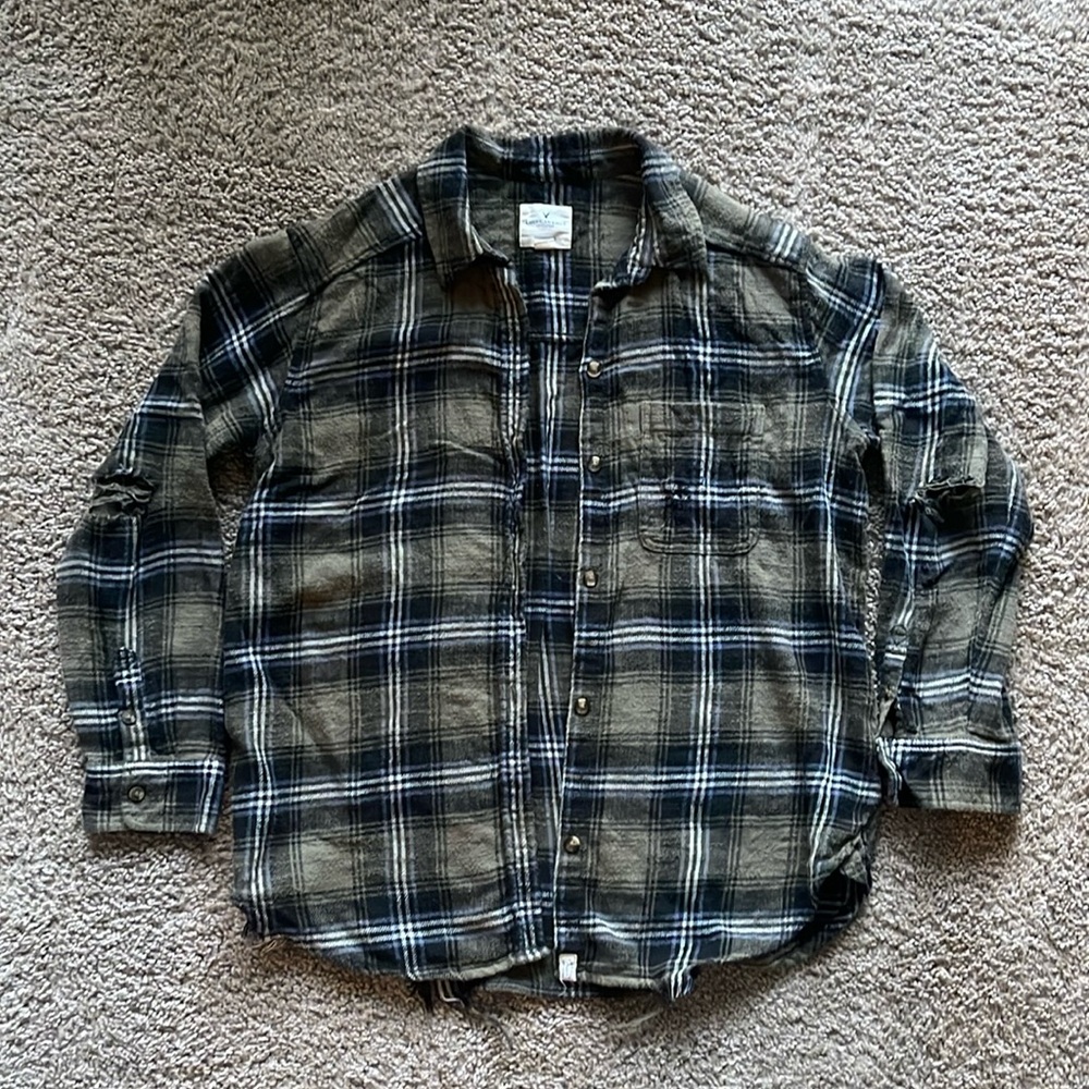 American Eagle Distressed Flannel